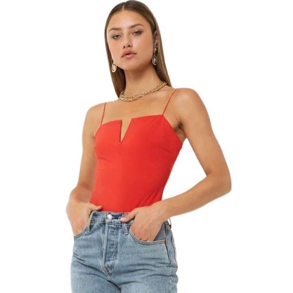 NWT Strappy Wire V-Neck Bodysuit Medium